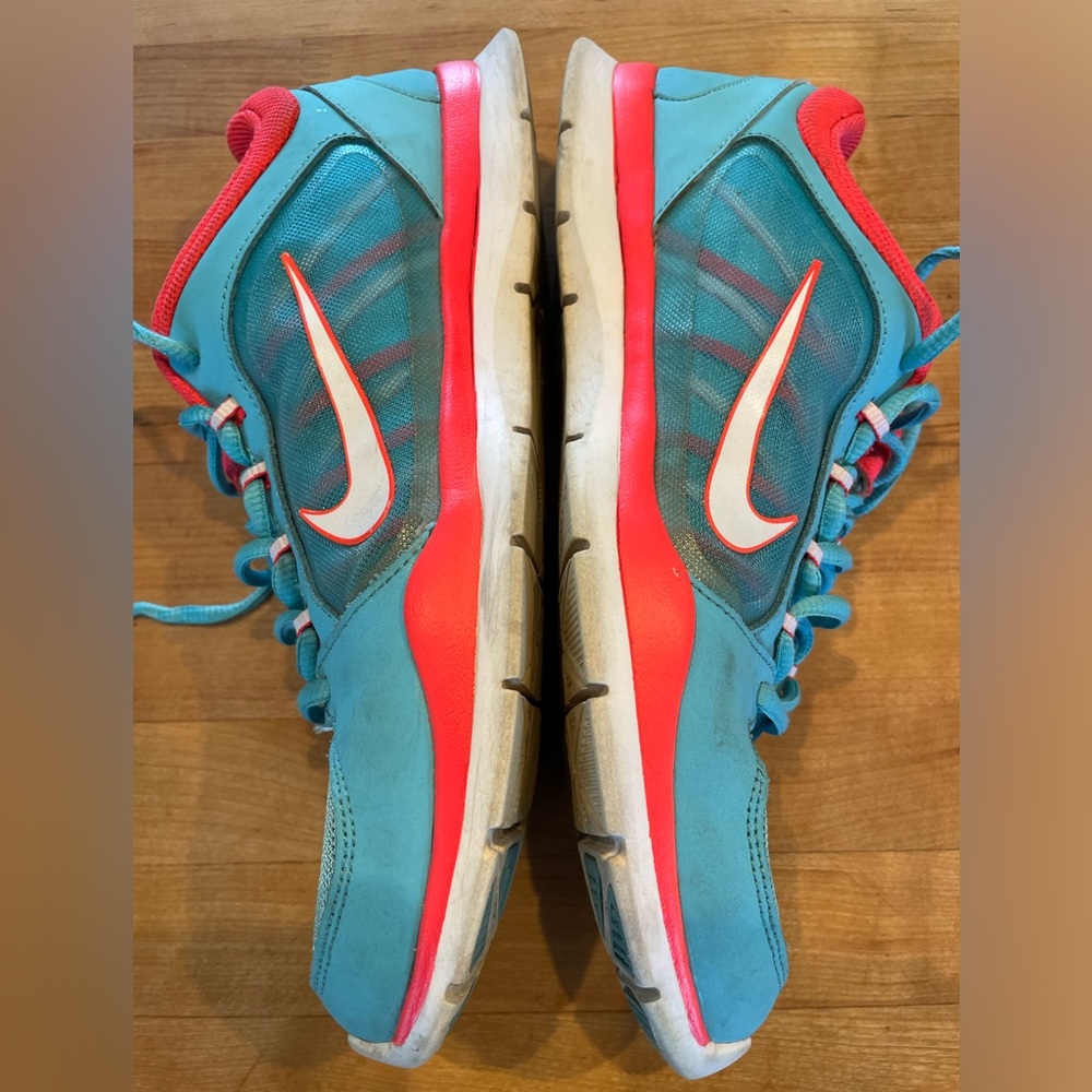 Nike Flex Trainer 4 643083-400
Women Multicolor Running
Sneaker Shoes Size US 10